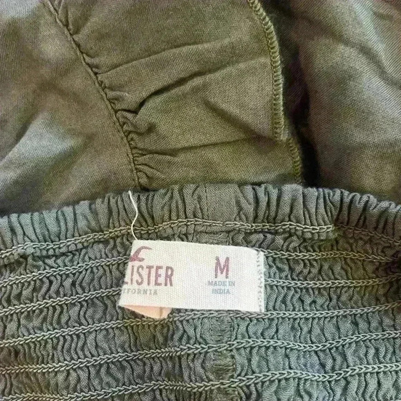 Green hollister flowy shorts size medium - Picture 3 of 4